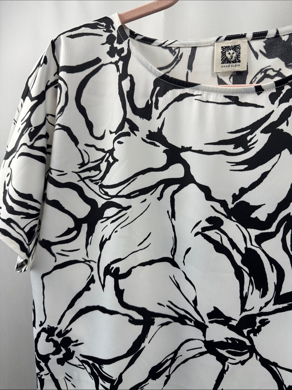 Anne Klein Floral Short Sleeve Blouse White Black Size M - Picture 5 of 10